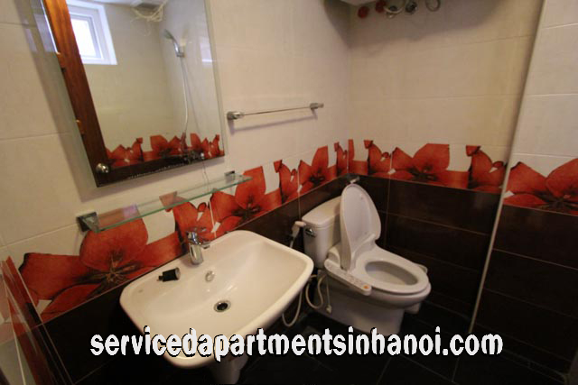 Spacious Modern Three Bedroom Apartment for rent in Giang Vo street, Ba Dinh. 15