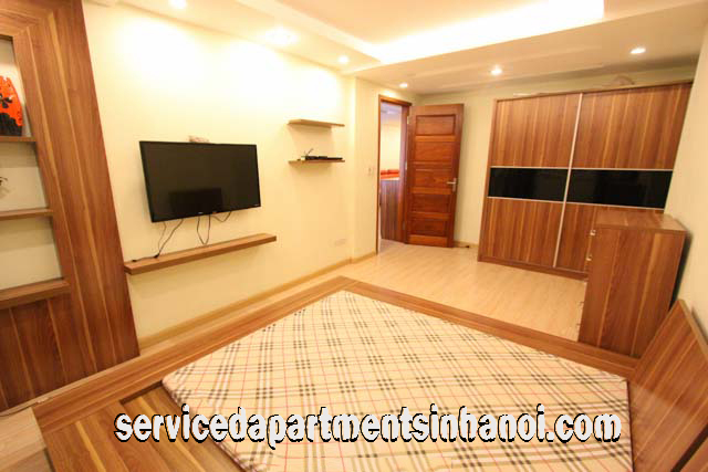 Spacious Modern Three Bedroom Apartment for rent in Giang Vo street, Ba Dinh. 2