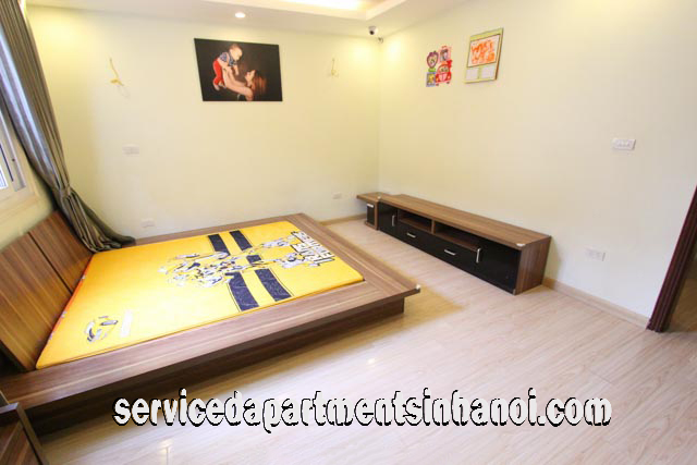 Spacious Modern Three Bedroom Apartment for rent in Giang Vo street, Ba Dinh. 6