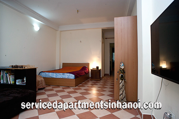 Spacious One Bedroom Apartment for rent in Hoan Kiem District 4
