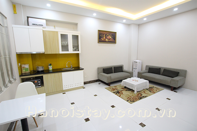 Spacious One bedroom Apartment Rental in Doi Can street, Ba dinh 1