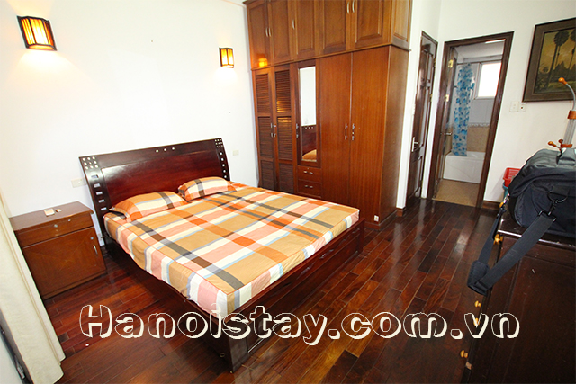 Spacious One bedroom Apartment Rental in Truc Bach Area, Ba Dinh 3