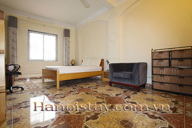 Spacious One Bedroom Apartment Rental in Truc Bach area, Ba Dinh 2