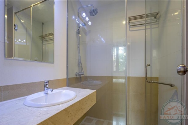 *Spacious Professionally Decorated 03 BR Apartment Rental in To Ngoc Van str, Tay Ho* 11