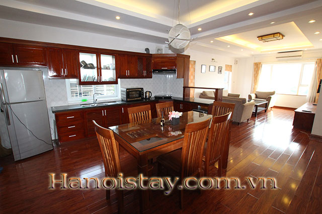 Spacious rental two bedroom apartment in Au Co str, Tay Ho, Full services, Elevator 7