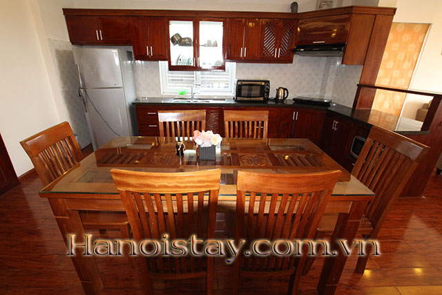 Spacious rental two bedroom apartment in Au Co str, Tay Ho, Full services, Elevator 8