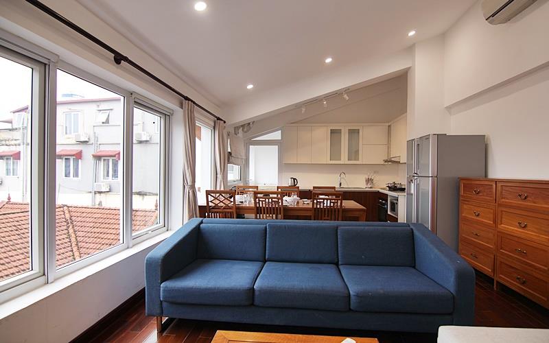 Spacious rental two bedroom apartment in Tay Ho st, full furnished, Reasonable price 4