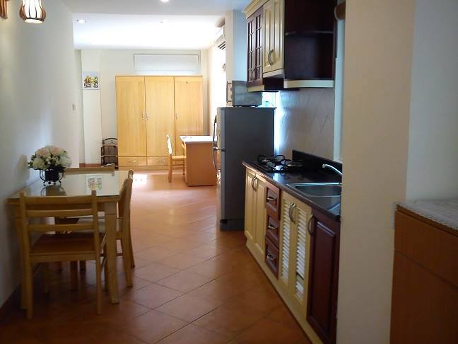 Spacious serviced apartment in Hai Ba Trung district 3