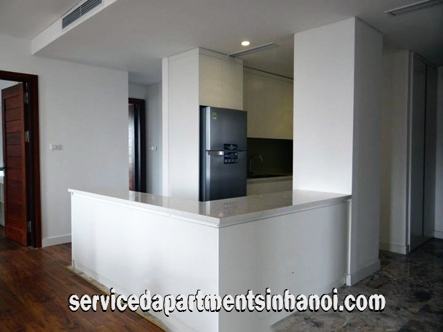 Spacious Three Bedroom Apartment in Dong Da, close to Thong Nhat Park 13