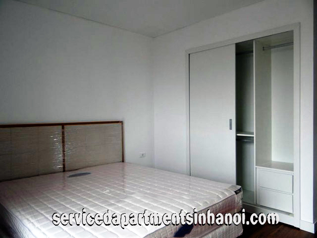 Spacious Three Bedroom Apartment in Dong Da, close to Thong Nhat Park 15