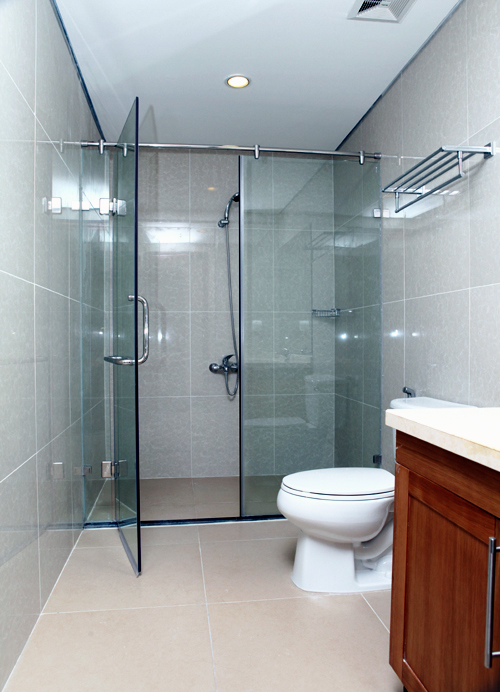 Spacious Two bedroom apartment for rent in R2, Vinhomes Royal City 8
