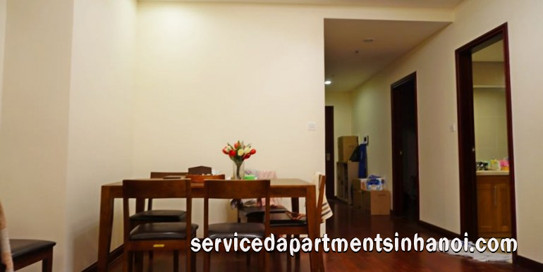 Spacious Two Bedroom Apartment Rental in R1 Building, Vinhomes Royal City 4
