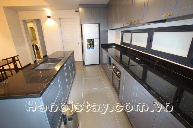 Spacious Two Bedroom Apartment Rental in Tu Hoa street, Tay Ho 4
