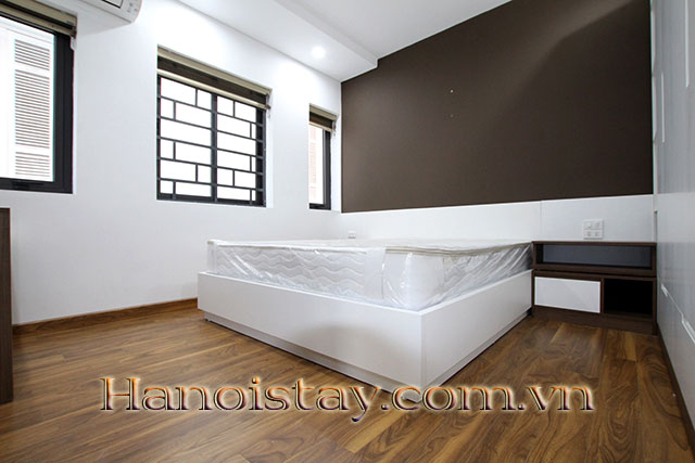 Spacious Two Bedroom Apartment Rental in Xuan Dieu str, Tay Ho 14