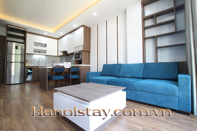 Spacious Two Bedroom Apartment Rental in Xuan Dieu str, Tay Ho 2