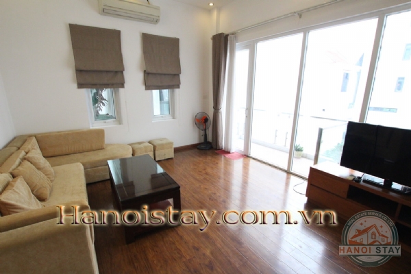 Spacious Two Bedroom Property For rent in Tu Hoa street, Tay Ho, Affordable Price 2