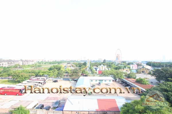 *Spacious Two Bedroom Property for Rent near Water Park, Tay Ho* 9