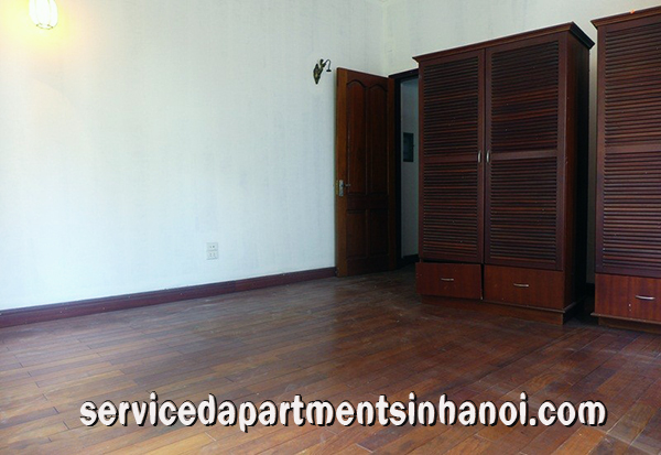 Spacious Villa for rent in To Ngoc Van street, Tay Ho Big Courtyard 16