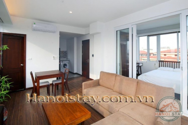 *Spectacular Lake View Apartment for Rent in To Ngoc Van Street, Tay Ho* 1