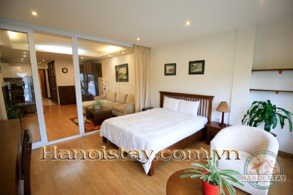 *Spectacular Lake View Property Rental in Pham Huy Thong street, Ba Dinh, Near Lotte Center* 1
