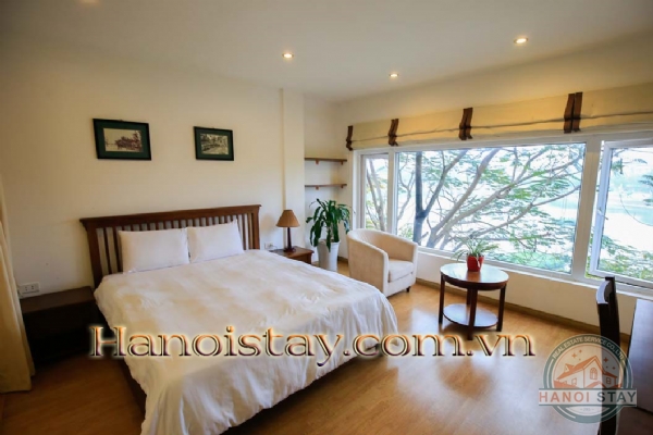 *Spectacular Lake View Property Rental in Pham Huy Thong street, Ba Dinh, Near Lotte Center* 2