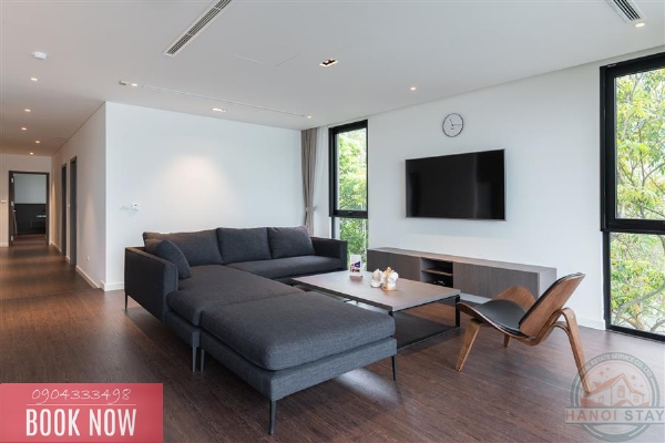 Spectacular Lakeview 04 Bedroom Apartment in Quang Khanh, Tay Ho 3