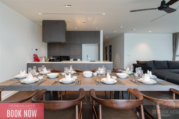 Spectacular Lakeview 04 Bedroom Apartment in Quang Khanh, Tay Ho 14