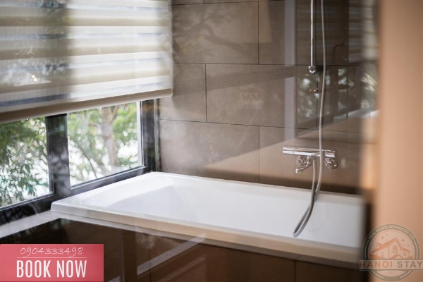 Spectacular Lakeview 04 Bedroom Apartment in Quang Khanh, Tay Ho 36