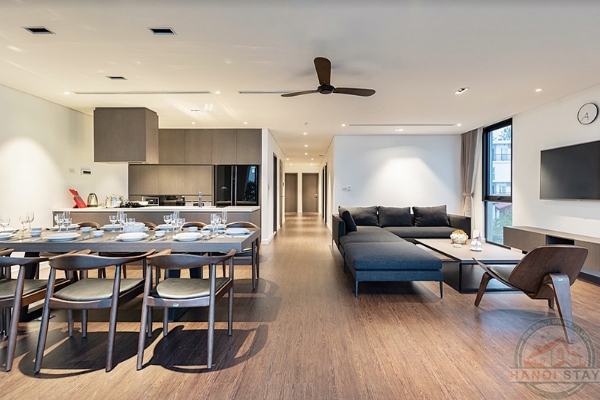 Spectacular Lakeview 04 Bedroom Apartment 2