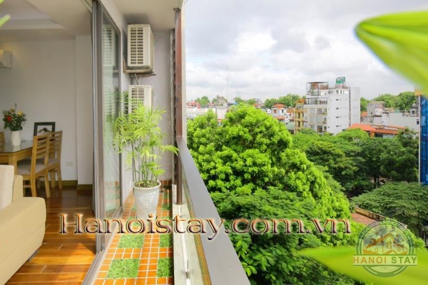 *Spectacular One Bedroom Apartment Rental in Truc Bach Area, Ba Dinh* 1