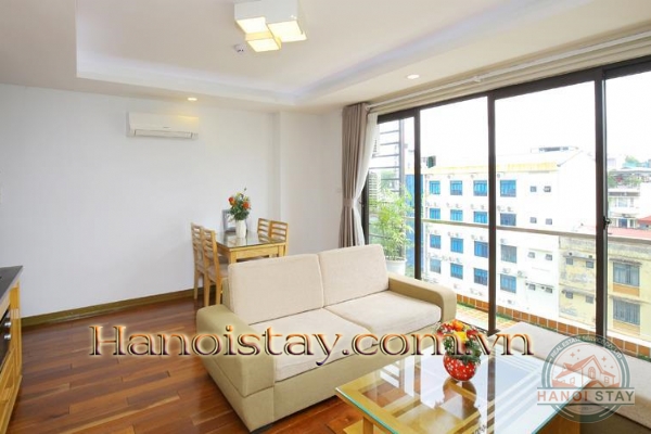 *Spectacular One Bedroom Apartment Rental in Truc Bach Area, Ba Dinh* 3