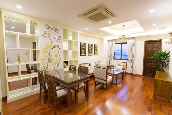 *Spectacular One Bedroom Serviced Apartment Rental in Tran Quoc Toan Str, Hoan Kiem*