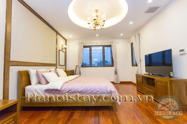 *Spectacular One Bedroom Serviced Apartment Rental in Tran Quoc Toan Str, Hoan Kiem* 2