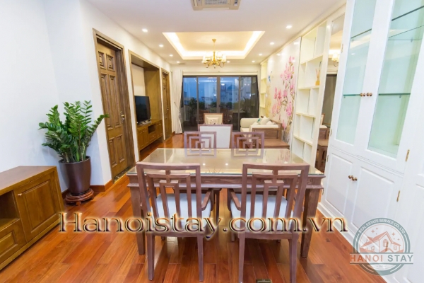 *Spectacular One Bedroom Serviced Apartment Rental in Tran Quoc Toan Str, Hoan Kiem* 4