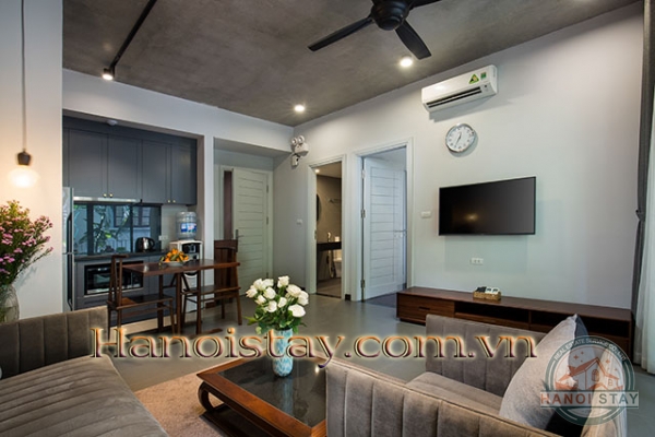 *Spectacular One Bedroom Serviced Apartment Rental in Tu Hoa Area, Tay Ho District* 10