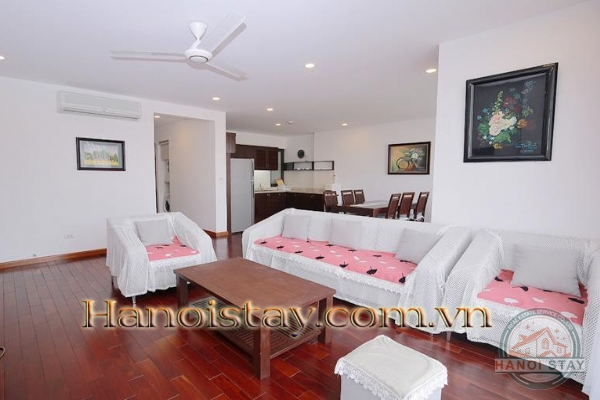 *Spectacular Open View Three Bedroom Apartment Rental in To ngoc Van street, Tay Ho* 14
