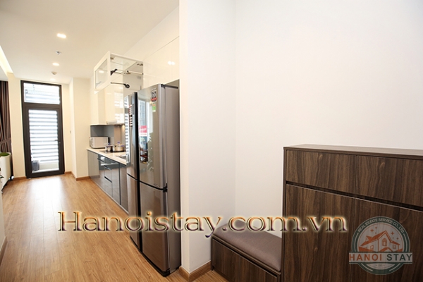 *Spectacular Two Bedroom Apartment for rent in M1 Building, Vinhomes Metropolis Lieu giai* 4