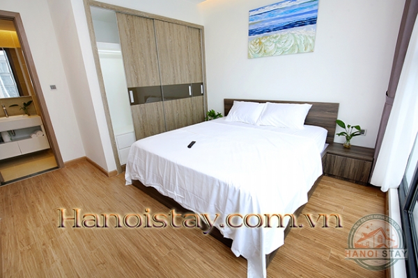 *Spectacular Two Bedroom Apartment for rent in M1 Building, Vinhomes Metropolis Lieu giai* 12
