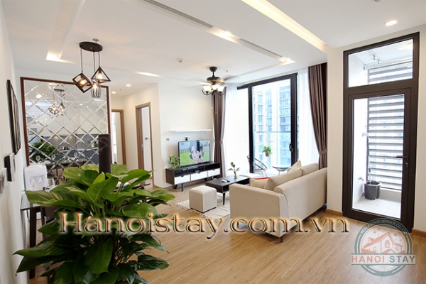 *Spectacular Two Bedroom Apartment for rent in M1 Building, Vinhomes Metropolis Lieu giai* 14