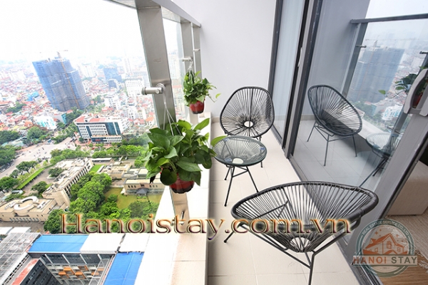 *Spectacular Two Bedroom Apartment for rent in M1 Building, Vinhomes Metropolis Lieu giai* 22