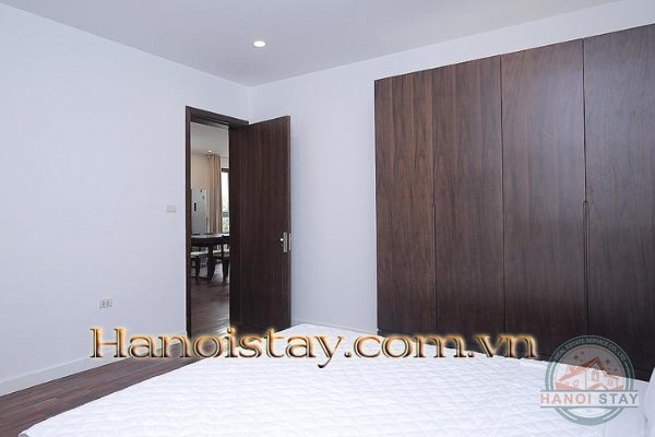 Spectacular View Three Bedroom Apartment Rental in Xom Chua, Tay Ho 6