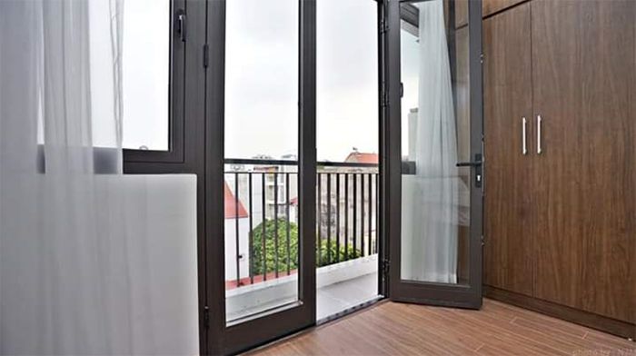 *Standard Studio Apartment Rental in Xuan Dieu Street, Tay Ho* 3