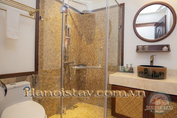 *Stay cool in this peaceful stylish Serviced apartment in Yen Phu Village, Tay Ho, Steps to the Lake* 10