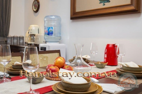 *Stay cool in this peaceful stylish Serviced apartment in Yen Phu Village, Tay Ho, Steps to the Lake* 6