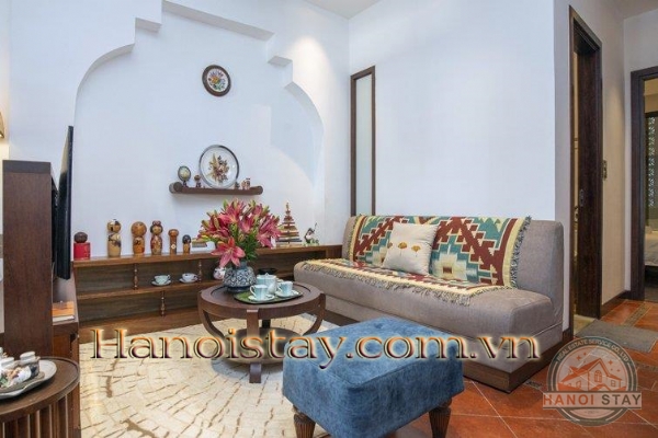 *Stay cool in this peaceful stylish Serviced apartment in Yen Phu Village, Tay Ho, Steps to the Lake* 8