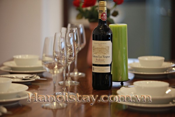 Stunning Executive Suite 3 Bedrm Property Rental in Tran Quoc Hoan str, Cau Giay 12