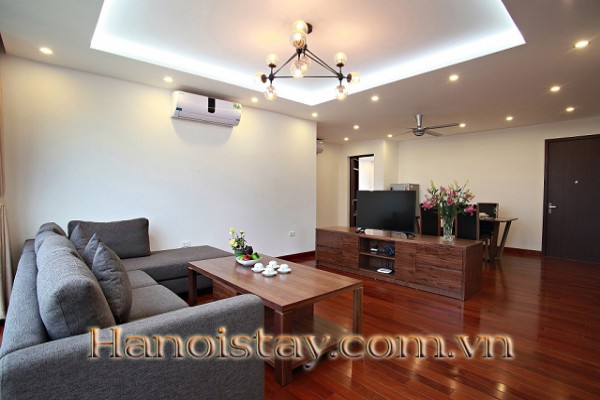 Stunning Executive Suite 3 Bedrm Property Rental in Tran Quoc Hoan str, Cau Giay 9