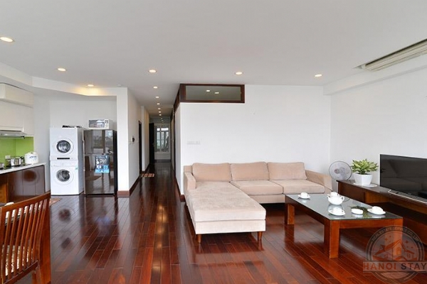 Stunning Lake View 2BR Apartment for Rent in Truc Bach, Ba Dinh 5