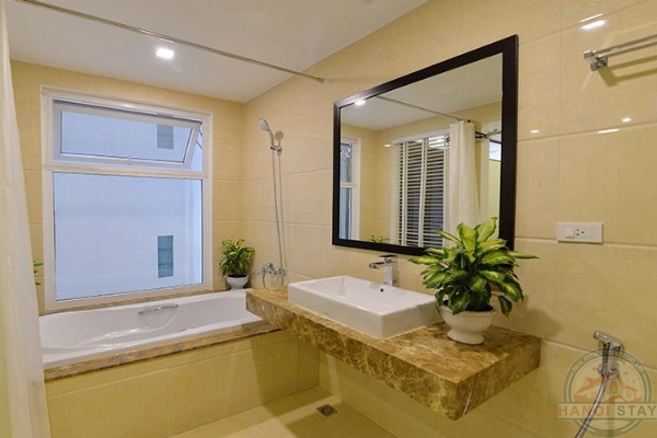 Stunning Lake View 2BR Apartment for Rent in Truc Bach, Ba Dinh 11