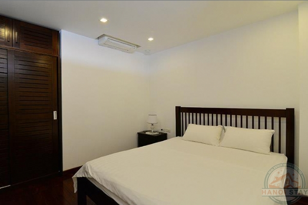 Stunning Lake View 2BR Apartment for Rent in Truc Bach, Ba Dinh 14